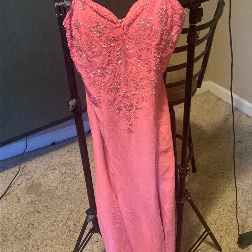Chic Pink Beaded Prom Dress